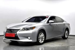 Lexus ES300H Supreme