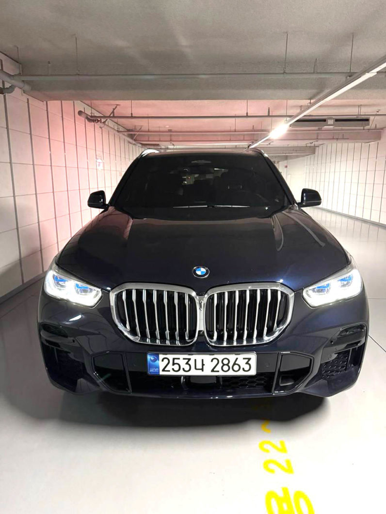 
								BMW X5 xDrive 40i M Sport full									