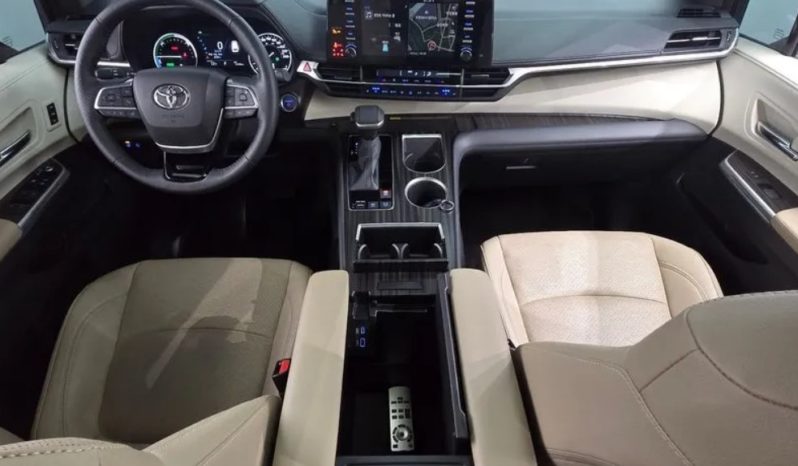 
								Siena 4Th Gen 2.5 Hybrid full									